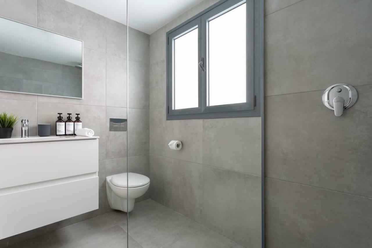 Spacious 3Br Penthouse With Jacuzzi On Rosthchild By Holyguest Tel Aviv Esterno foto