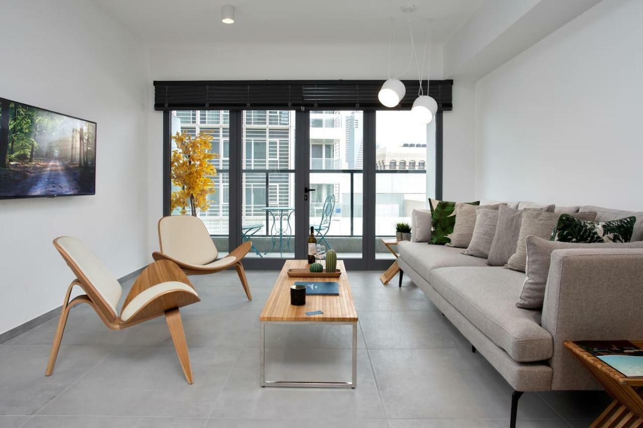 Spacious 3Br Penthouse With Jacuzzi On Rosthchild By Holyguest Tel Aviv Esterno foto