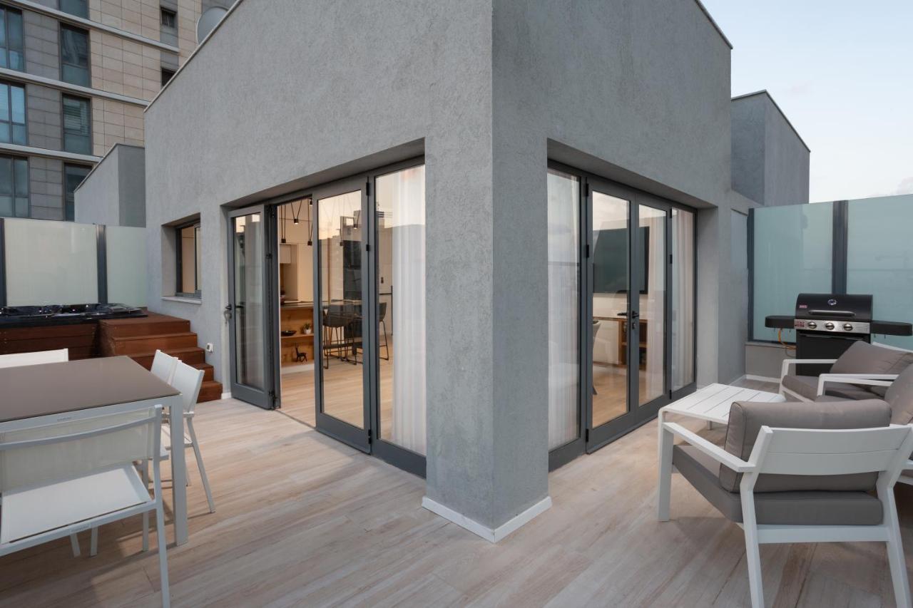 Spacious 3Br Penthouse With Jacuzzi On Rosthchild By Holyguest Tel Aviv Esterno foto